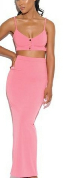 Crop top and maxi skirt set - Picture 3 of 5